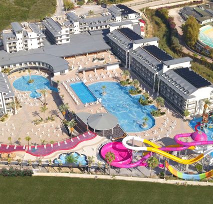 DREAM WORLD PALACE